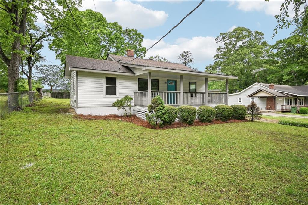 6648 Florence Drive, Lithia Springs, Georgia image 3