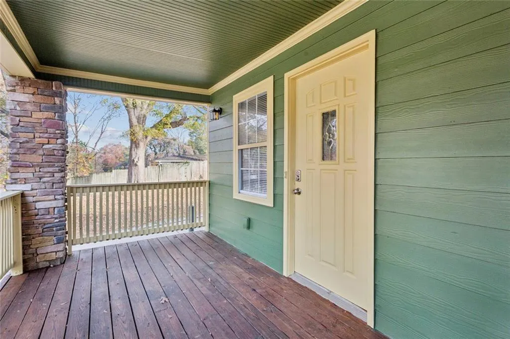 Atlanta, Georgia 30318, United States, 3 Bedrooms Bedrooms, ,1 BathroomBathrooms,Residential,Active,248185