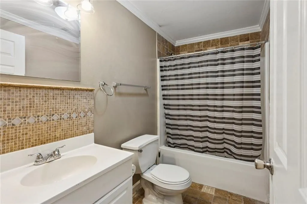 Atlanta, Georgia 30318, United States, 3 Bedrooms Bedrooms, ,1 BathroomBathrooms,Residential,Active,248185