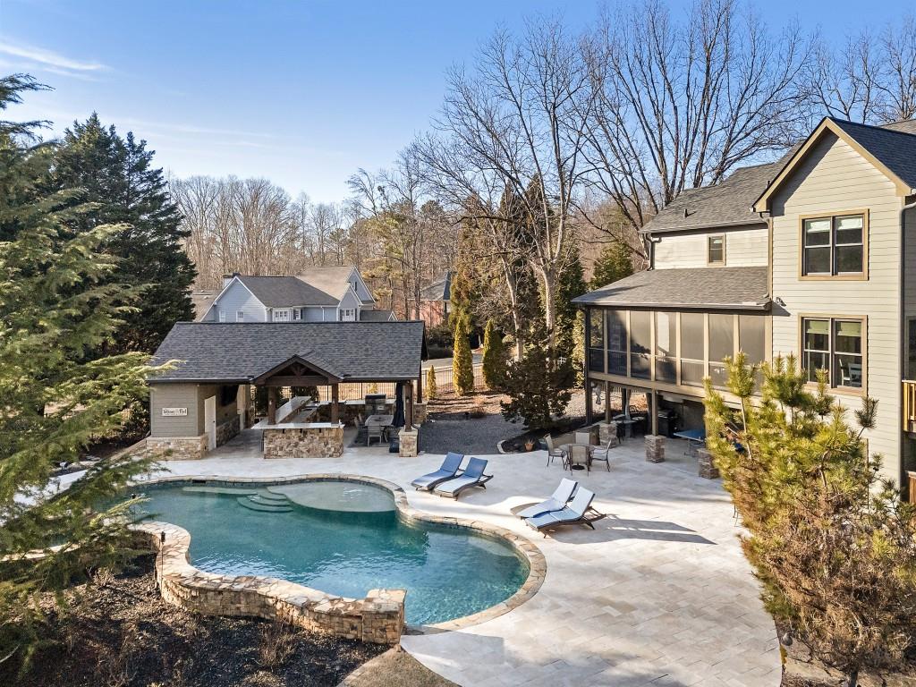 407 Maple Ridge Court