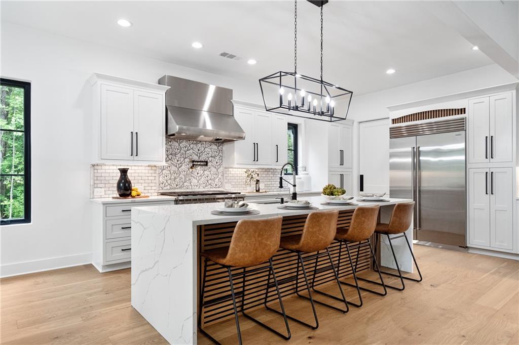 2595 Grassview Drive