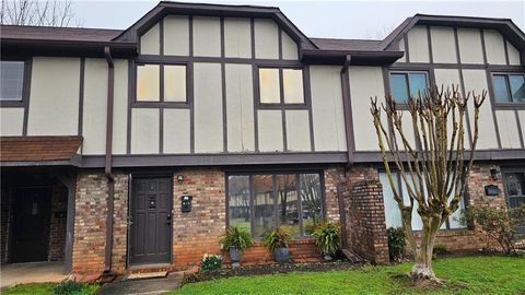 1807 Ashborough Circle SE C Marietta GA 30067