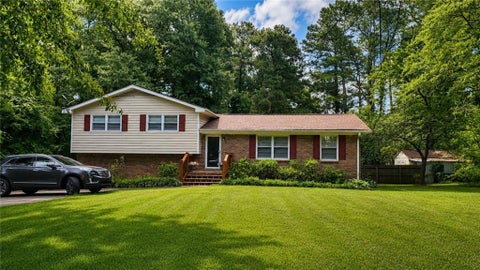 Homes For Sale - 979 Stripling Chapel Road<br/> Carrollton, GA 30116