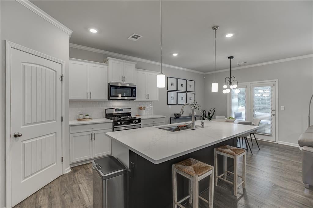 5915 Screech Owl Drive