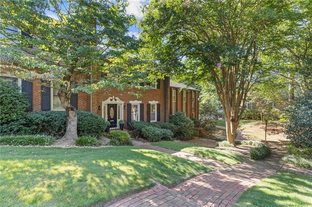 5273 Glenridge Drive