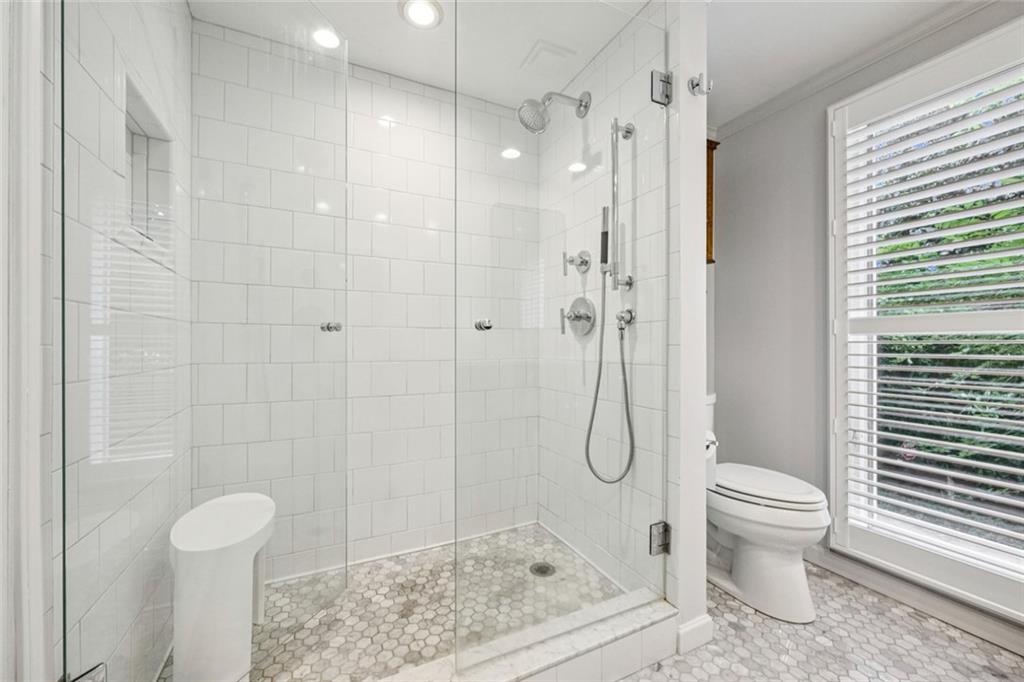 The Carlyle - Residential