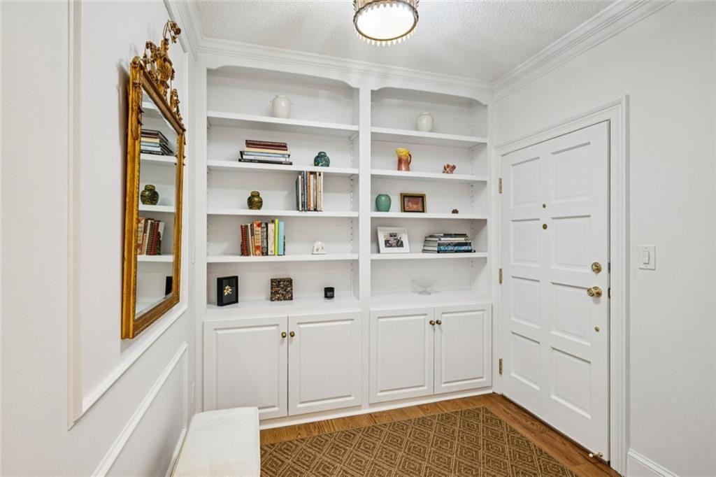 2765 Peachtree Road NE 3