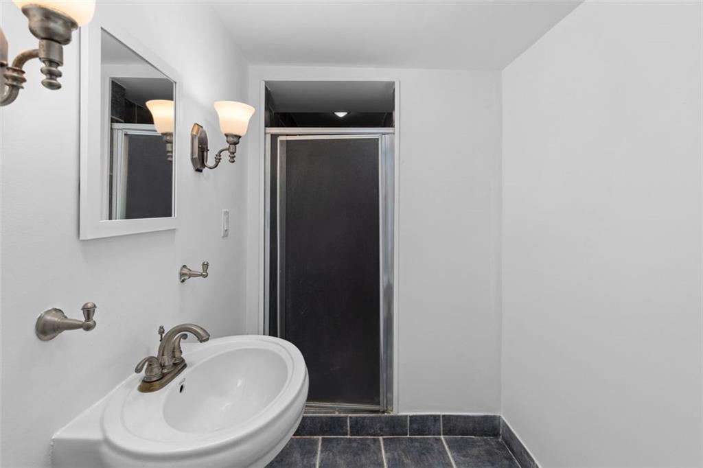549 Blake Avenue, Atlanta, Georgia image 34