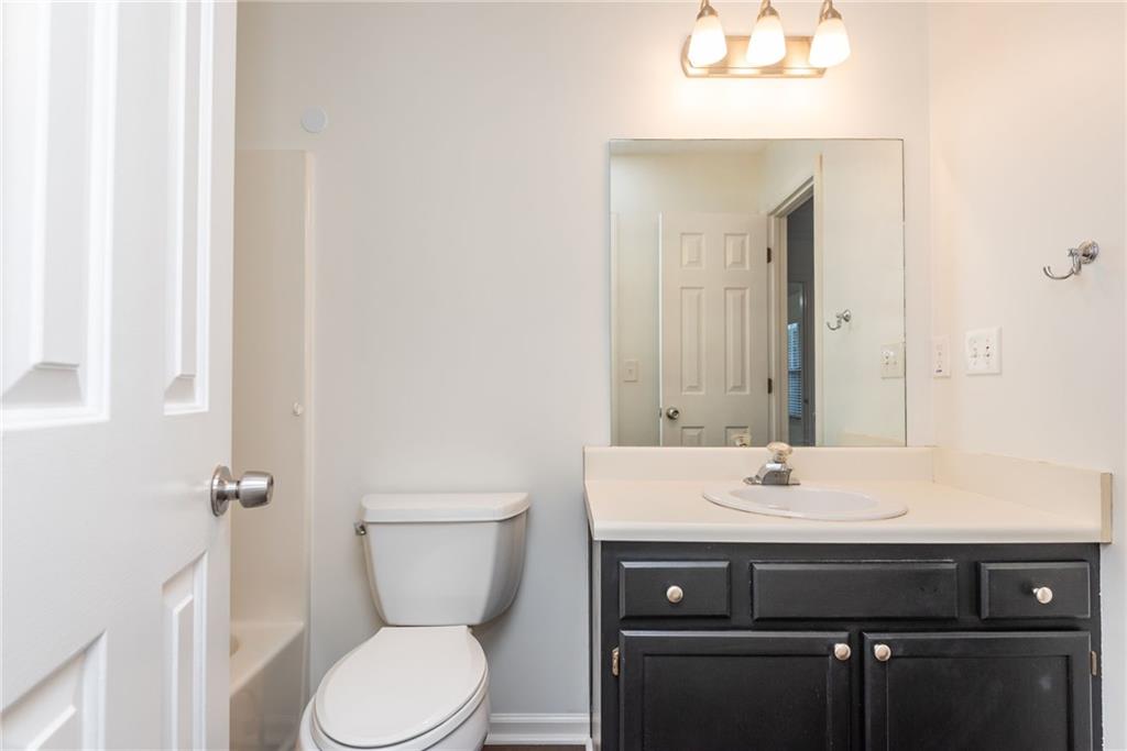 4162 Lake Mist Drive, Kennesaw, Georgia image 25