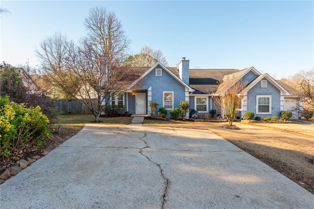 4162 Lake Mist Drive, Kennesaw, Georgia image 3