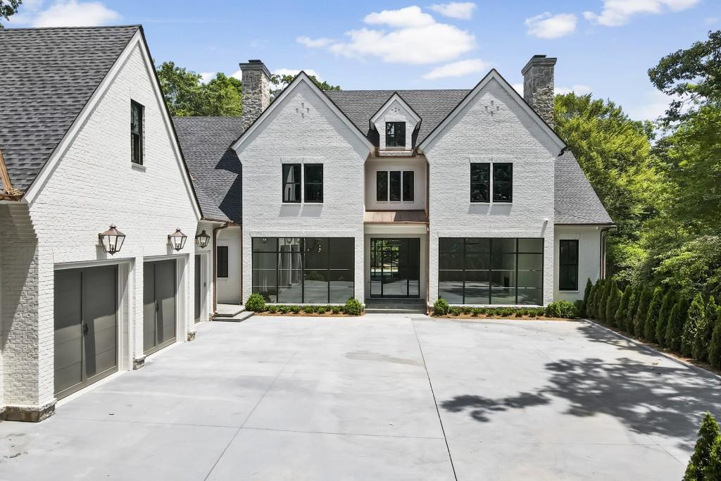 Tuxedo Park - Residential