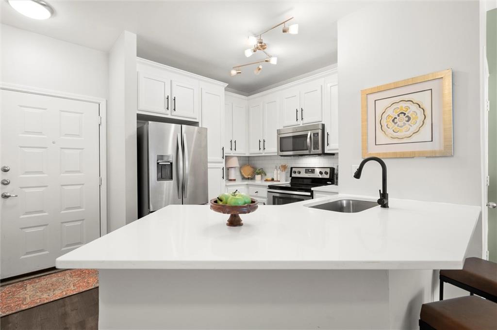 FREEDOM LOFTS - Residential