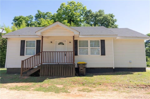 Homes For Sale - 53 Washington Drive<br/> Forsyth, GA 31029