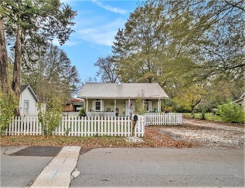 A home in Cave Spring