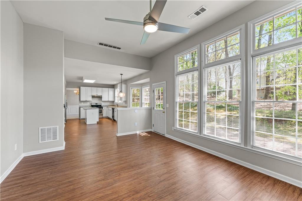 7045 Threadstone Overlook, Johns Creek, Georgia image 19