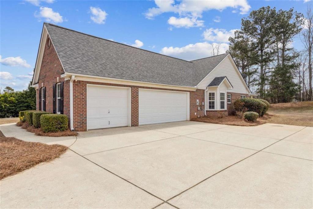 217 Blue Grass Drive, Jefferson, Georgia image 6