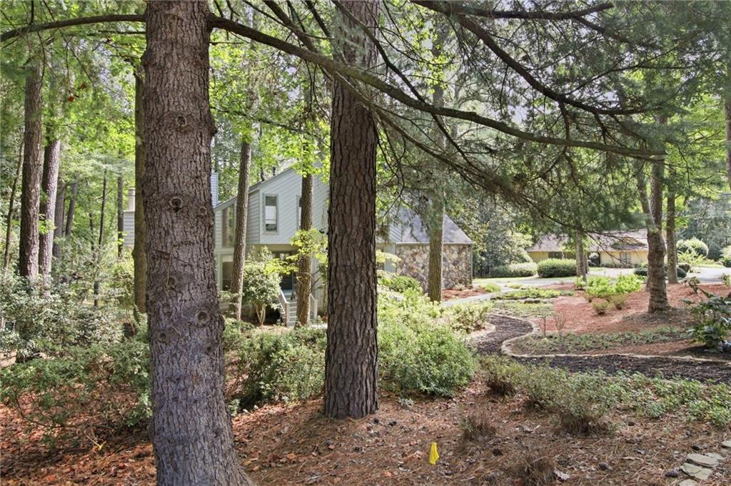 2222 Chimney Springs Drive