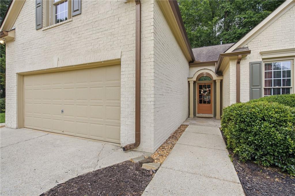 9655 Eagles Landing Drive