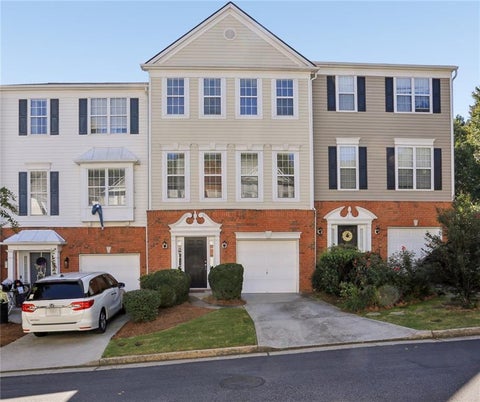Townhouse For Sale - 13133 Fasherstone Drive #13133<br/> Alpharetta, GA 30004