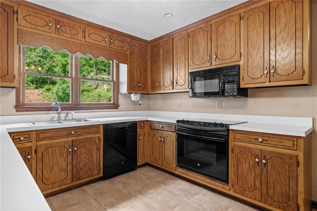 357 Breeze Hill Lane, Canton, Georgia image 21