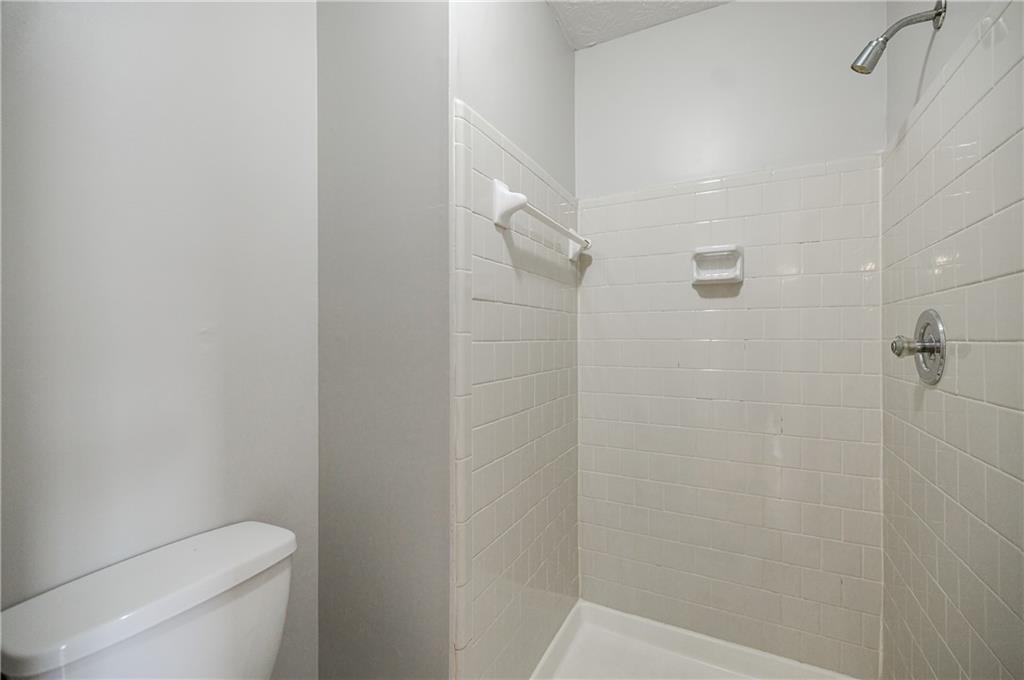 6750 Colchester Place, Norcross, Georgia image 21