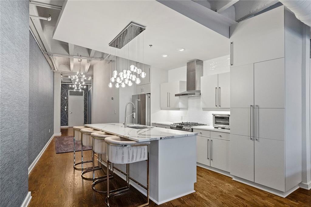 805 Peachtree Street NE 416