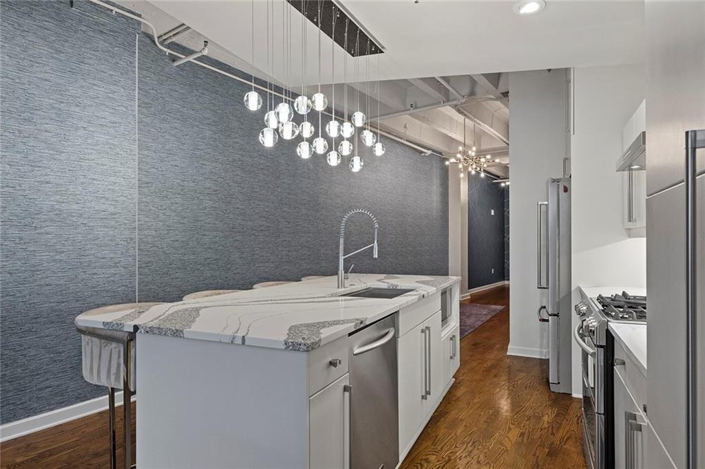 805 Peachtree Street NE 416