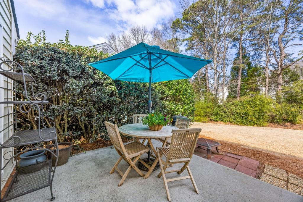 302 Roswell Green Lane, Roswell, Georgia image 23