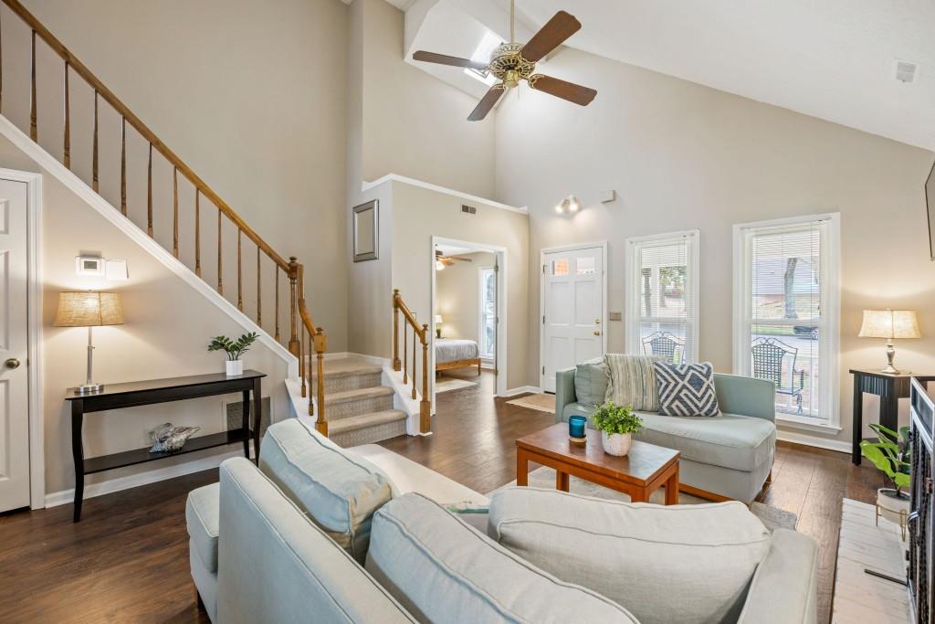 302 Roswell Green Lane, Roswell, Georgia image 5