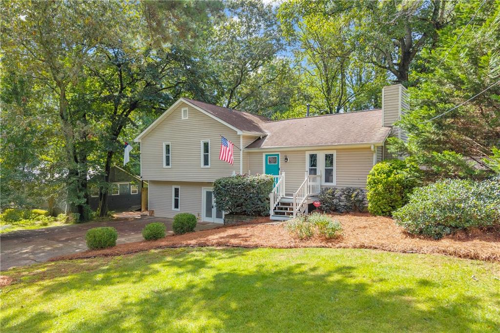 This 4-bedroom, 2-bathroom home offers 2,300 square feet of living space with functional layout and useful extras. A bonus room downstairs adds flexibility for a home office, media setup, or additional living area. The back porch provides an easy space to relax or entertain, with a fully fenced yard offering room for pets, kids, or weekend projects.
The property is located close to downtown Woodstock, making it easy to access parks, shops, and restaurants. Whether you’re grabbing dinner or spending an afternoon in town, everything is just a short drive away.
This home focuses on practical living in a convenient location, with enough space inside and out to meet a range of needs.