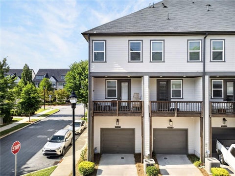 Townhouse For Sale - 2527 Figaro Drive #214<br/> Atlanta, GA 30339