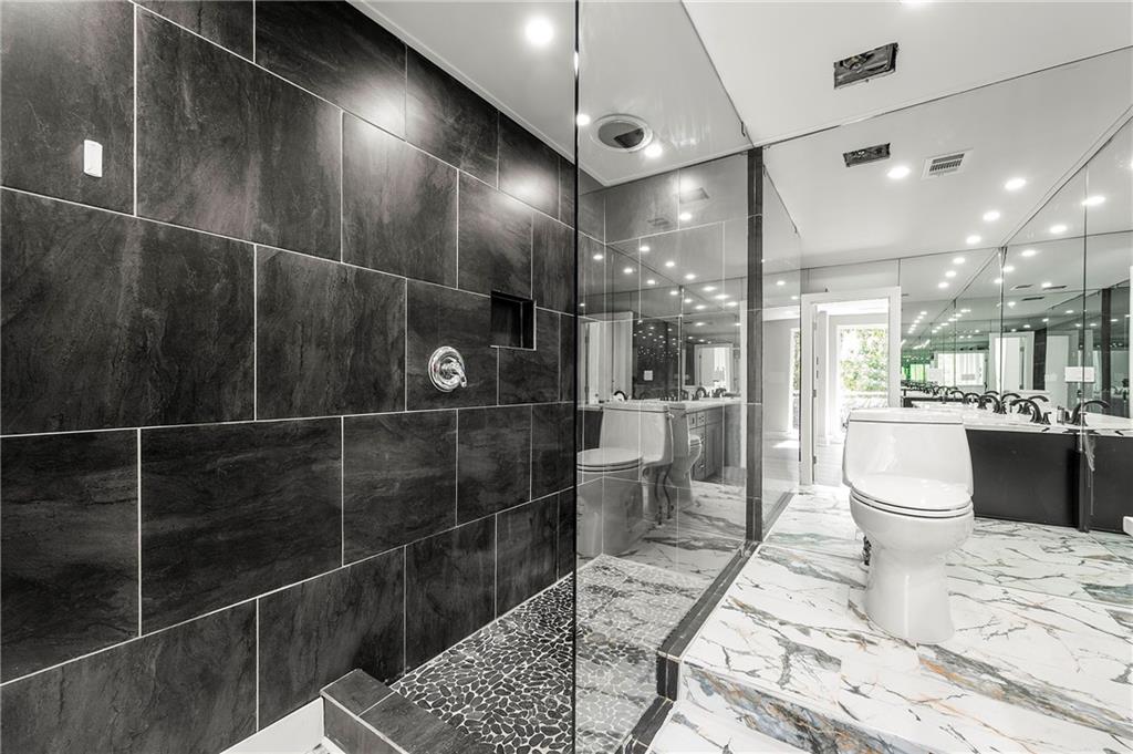 1009 Riverbend Club Drive, Atlanta, Georgia image 21