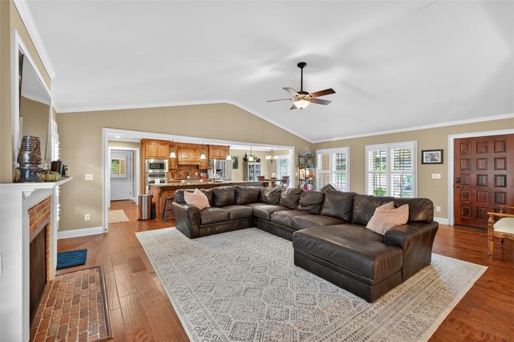 Davis Estates - Residential