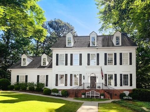 Photo of 155 Helmsley Drive, Atlanta, GA 30327 (MLS # 7764652)