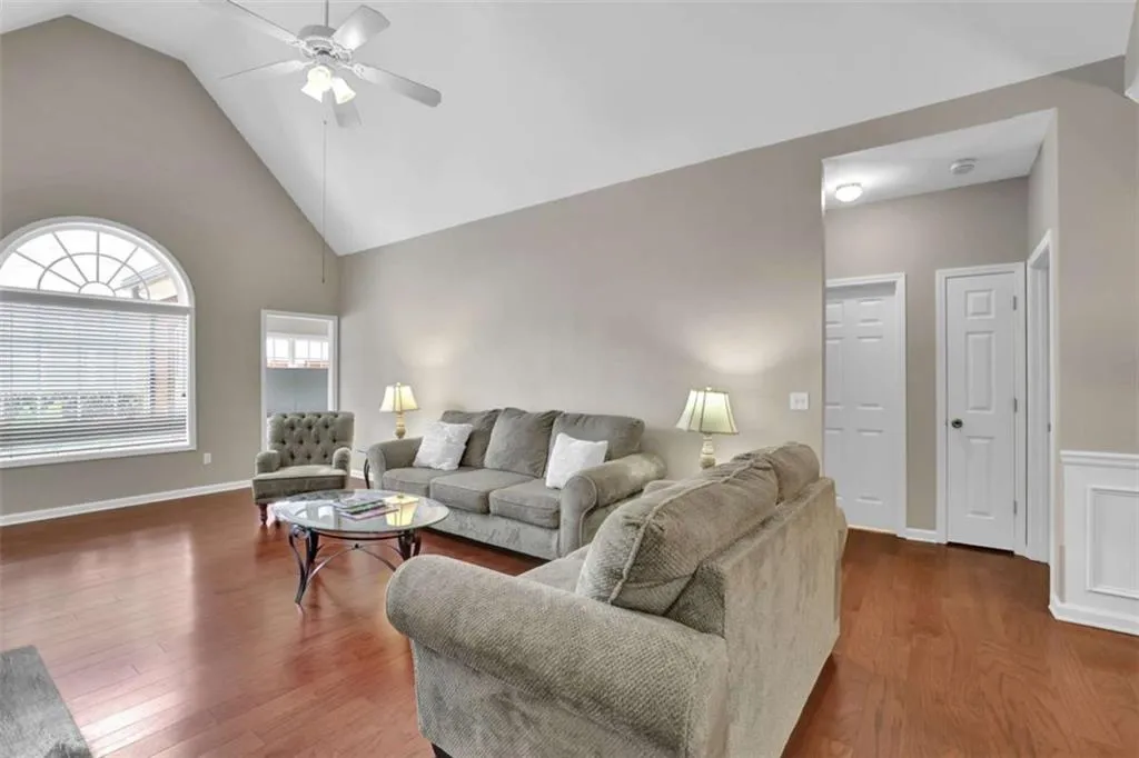 Canton, Georgia 30114, United States, 3 Bedrooms Bedrooms, ,2 BathroomsBathrooms,Residential,Active,167604