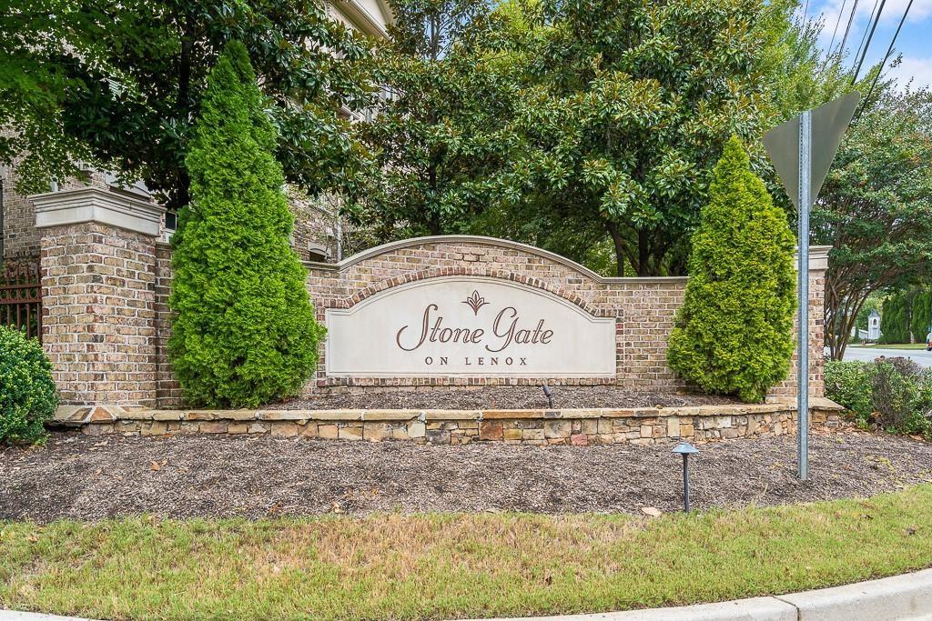3064 Stone Gate Drive NE