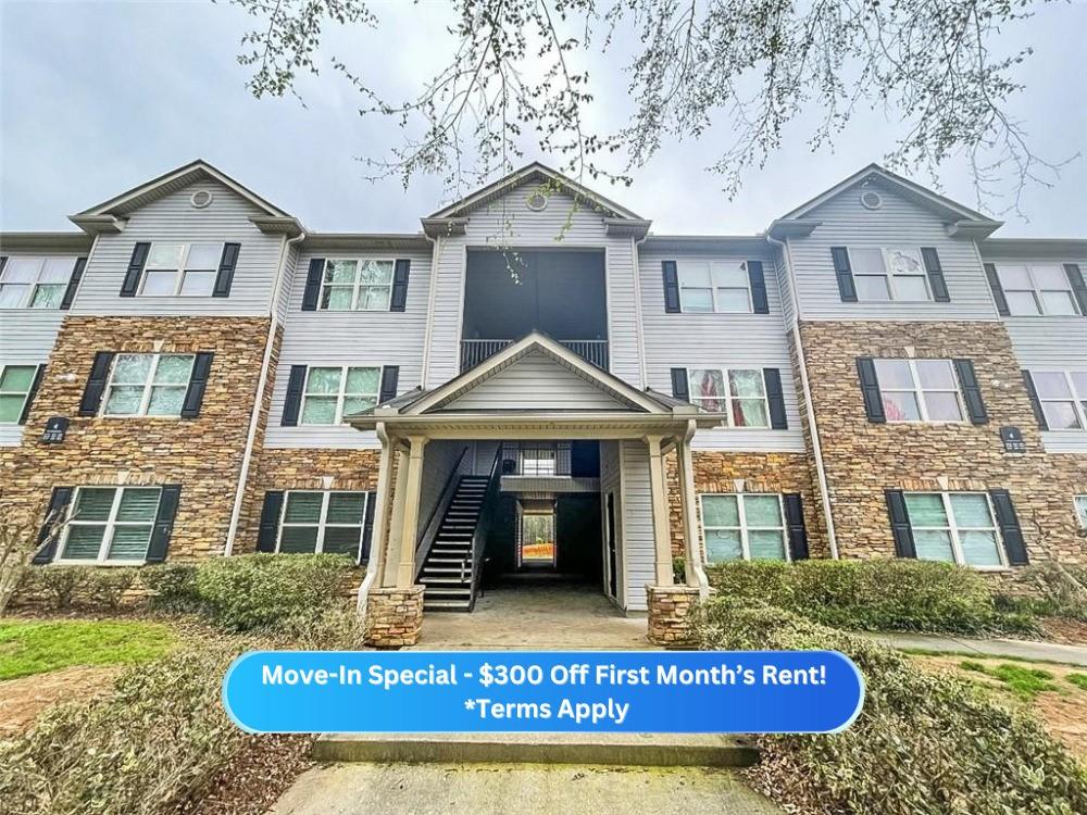 $300 OFF FIRST MONTH'S RENT IF LEASED BY 6/30/25 -
Beautiful 3 bed 2 bath 2nd-floor condo with plenty of parking. Upon entering youll notice the gorgeous flooring throughout and the well-maintained walls. The spacious living room is perfect for entertaining guests and right across from the open dining room. The kitchen boasts ample cabinet and counter space and a view of the living room, so no one is left out. The master bedroom contains its own private bathroom with a tub/shower combo. Nicely sized secondary bedrooms. Conveniently located near I-20 for easy travel. Do not miss out on this gem!
This property is eligible for deposit alternative coverage in lieu of a security deposit. Eligibility requirements apply. For details and enrollment, please contact our leasing team and enjoy a deposit-free renting experience!
Specialized Property Management residents are enrolled in the Resident Benefits Package (RBP) for $42.00/month which includes tenant legal liability insurance, HVAC air filter delivery (for applicable properties), credit reporting, renter rewards program, and much more!