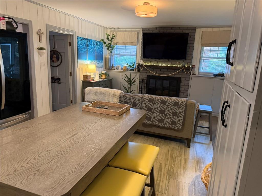 264 Pamela Street NW