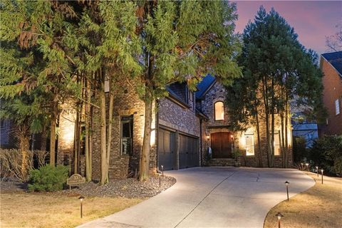 33 Cliftwood Drive Atlanta GA 30328