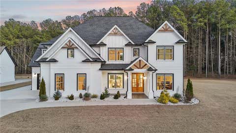 Homes For Sale - 961 Nours Circle<br/> Lawrenceville, GA 30045