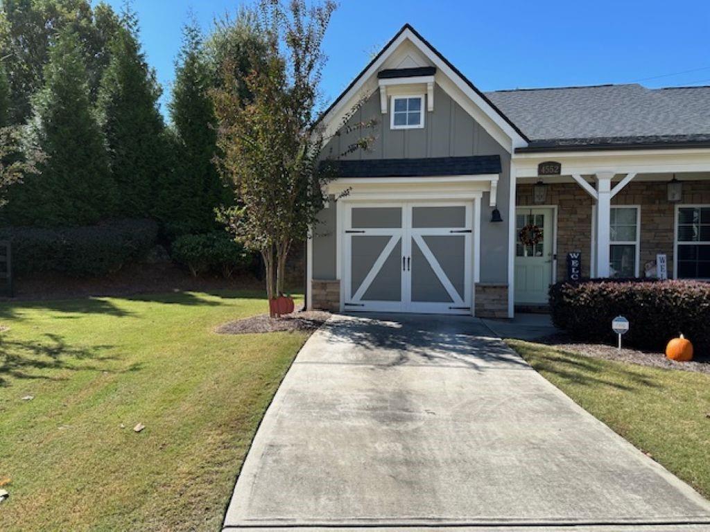 4552 Rutledge Drive