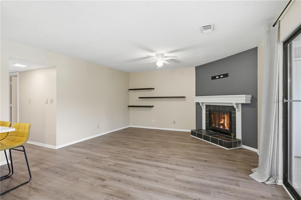 2092 Powers Ferry Trace SE