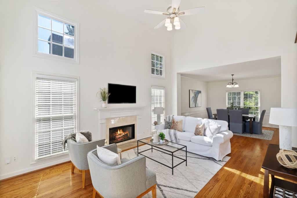 370 Landing Entry, Johns Creek, Georgia image 3