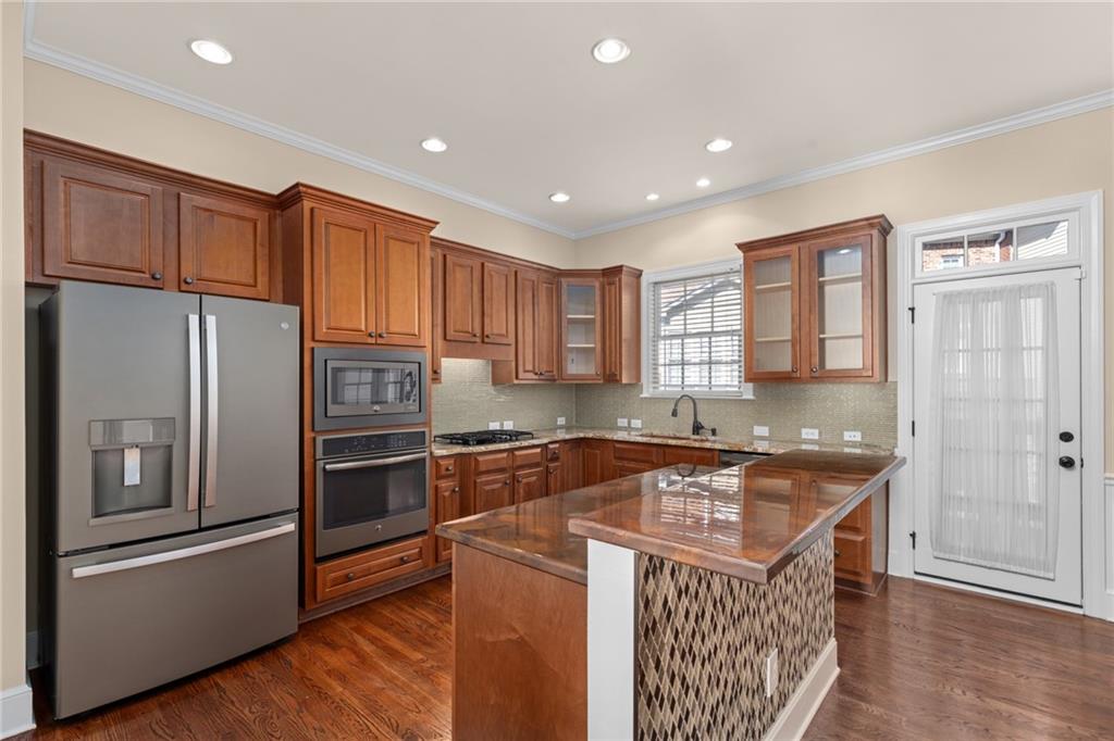 4656 Ivygate Circle, Atlanta, Georgia image 10
