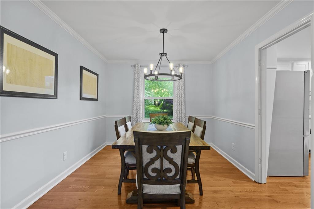 4842 Mcpherson Drive, Roswell, Georgia image 9
