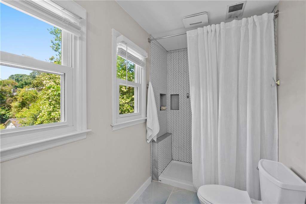 4842 Mcpherson Drive, Roswell, Georgia image 32