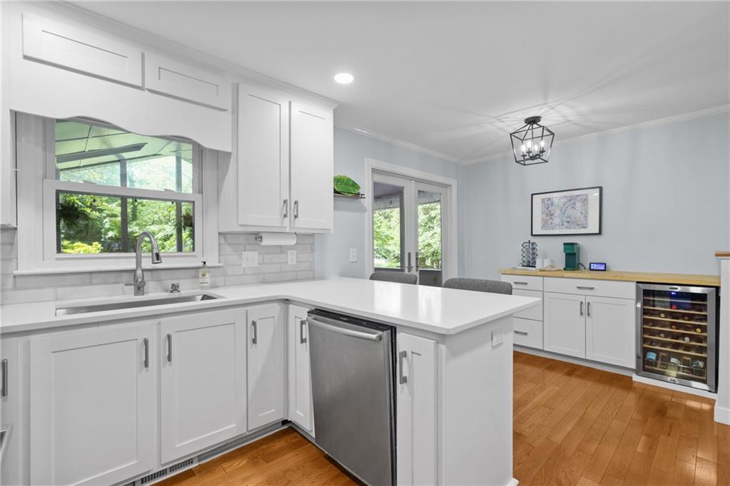 4842 Mcpherson Drive, Roswell, Georgia image 13