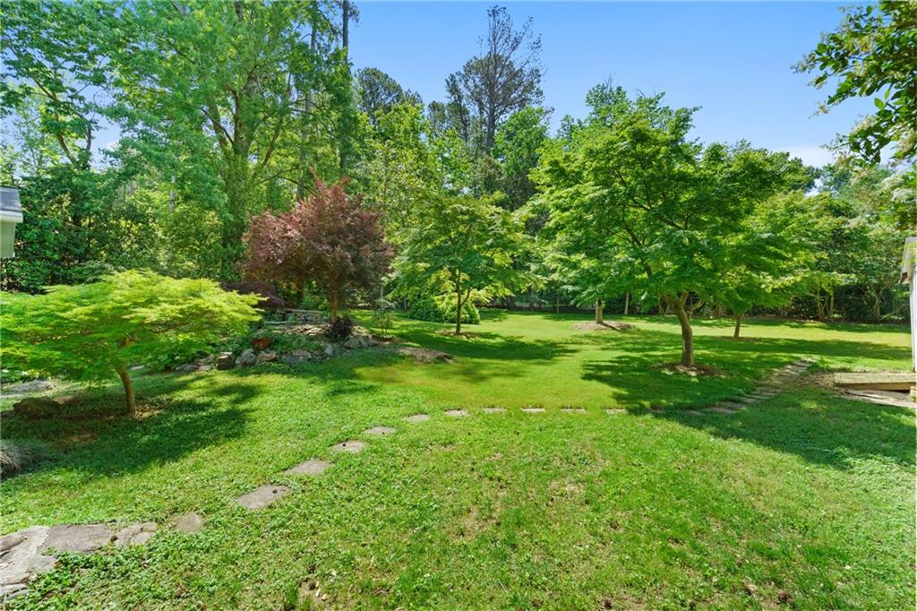 4842 Mcpherson Drive, Roswell, Georgia image 38