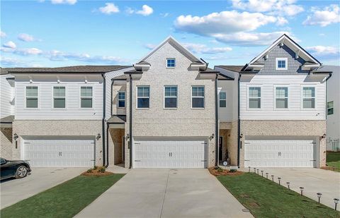 Townhouse For Sale - 8199 Tiger Way<br/> Riverdale, GA 30296