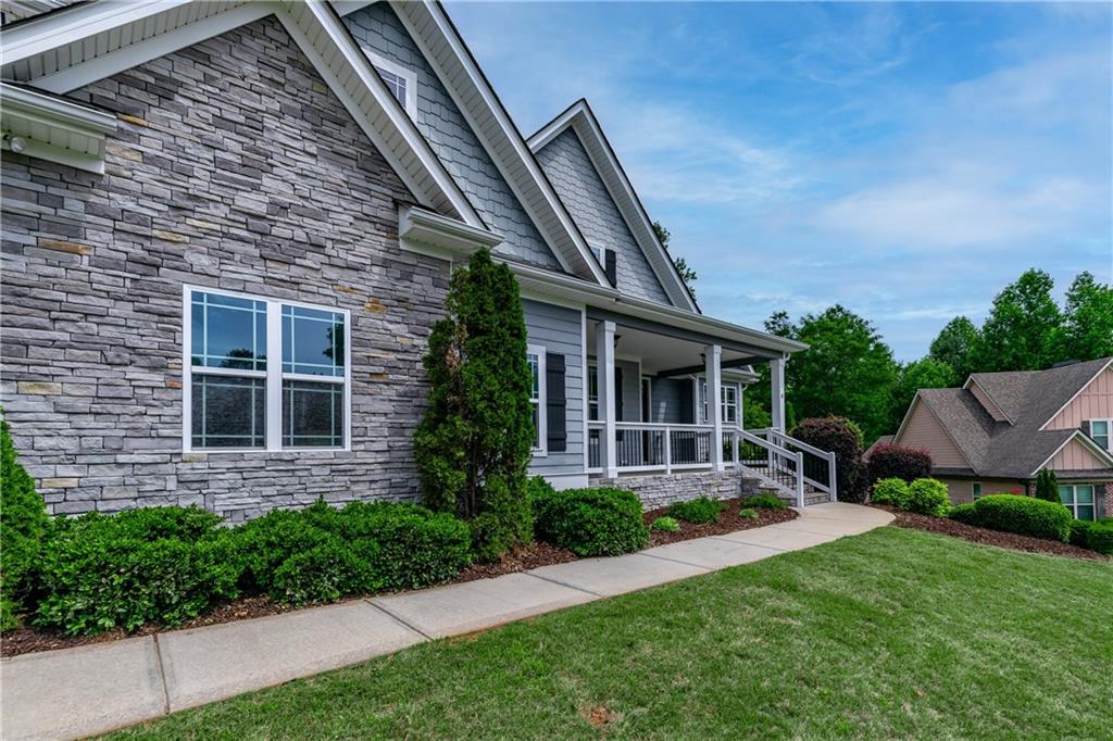 214 Westwind Drive